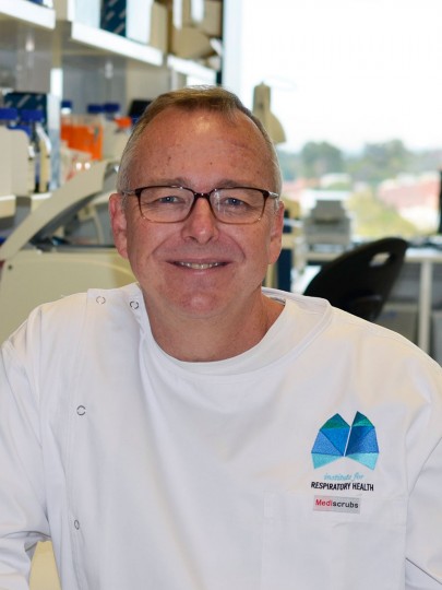 Associate Professor Steve Mutsaers
